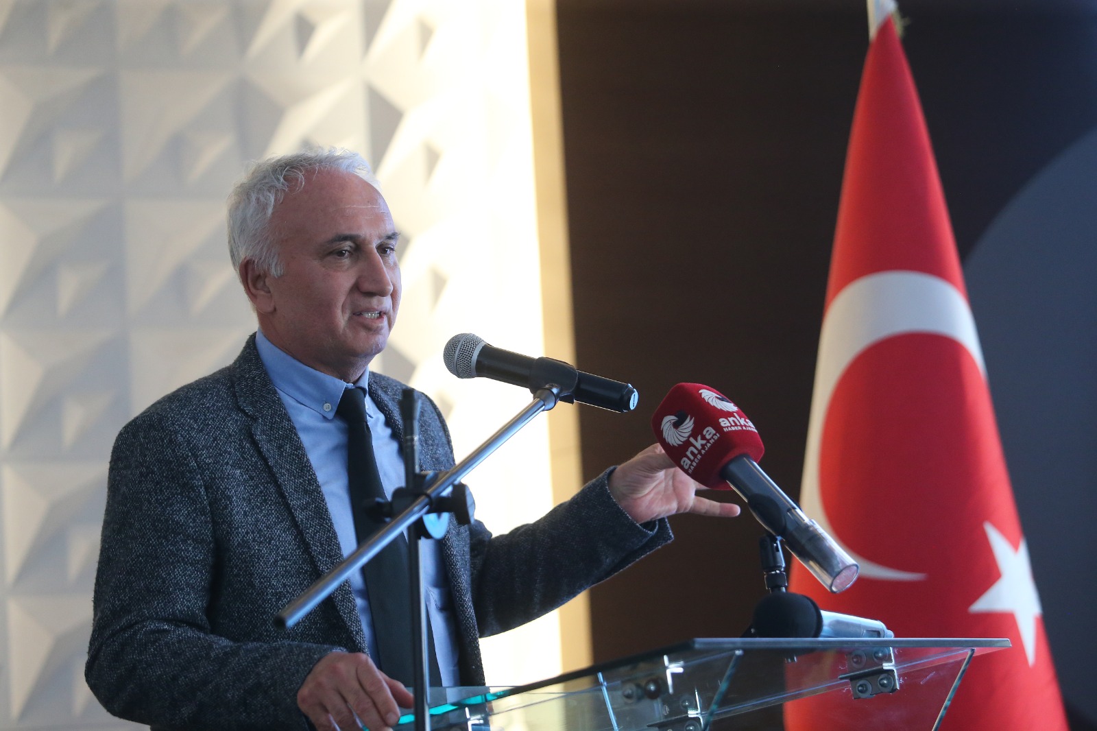 Karşıyaka Açık Hava Kent Müzesi: Sokaklar hikâyelerle dile geliyor!