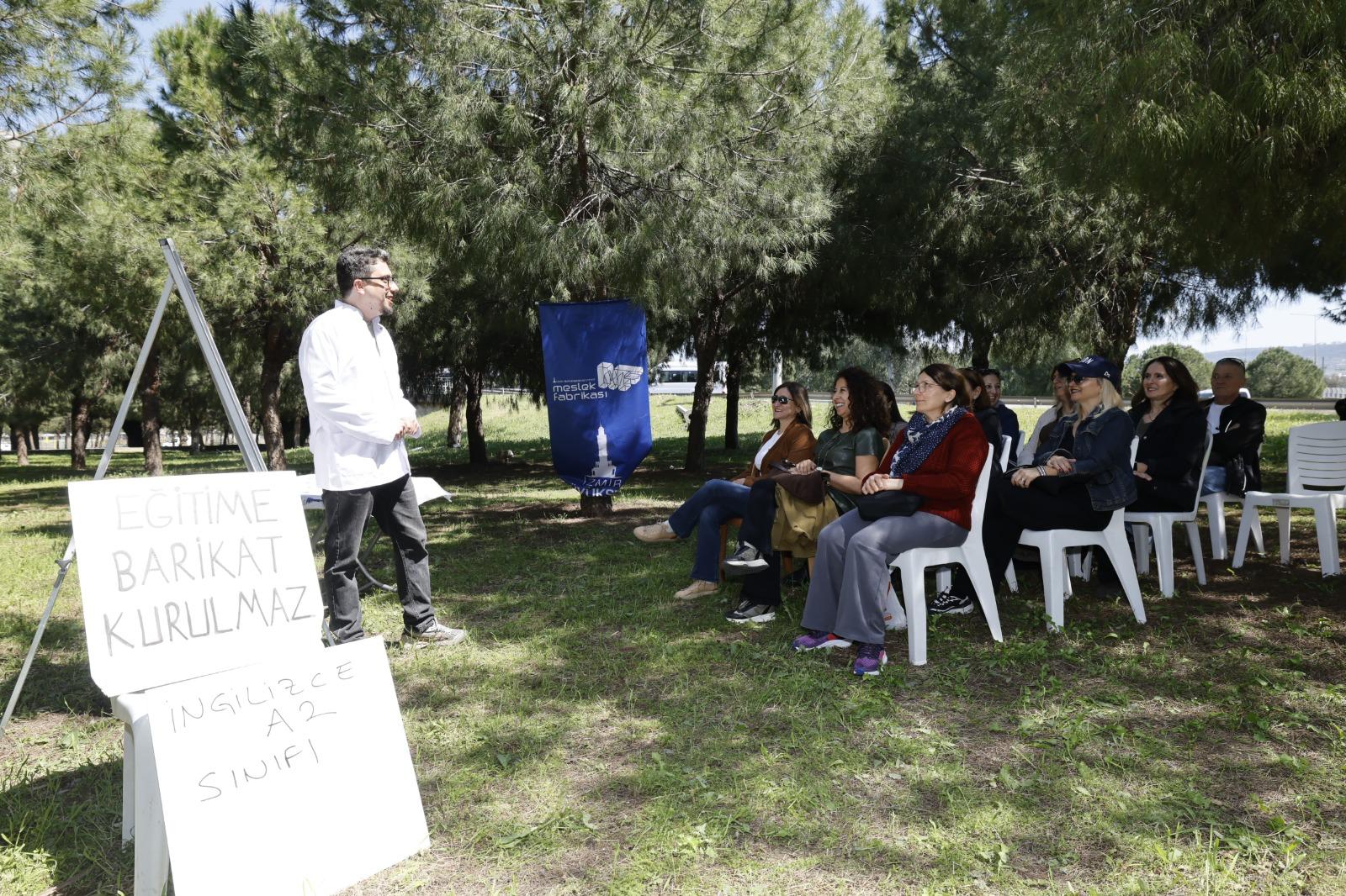 Meslek Fabrikası tahliye edildi: Son ders çimlerde verildi; tepkiler dinmedi