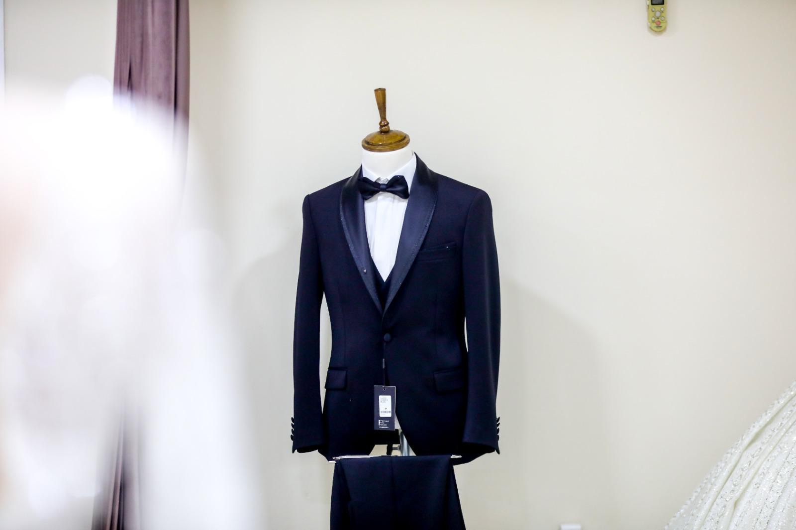 Bayraklı’da gelinlik ve damatlık evi: Mutluluğa uzanan dayanışma eli!