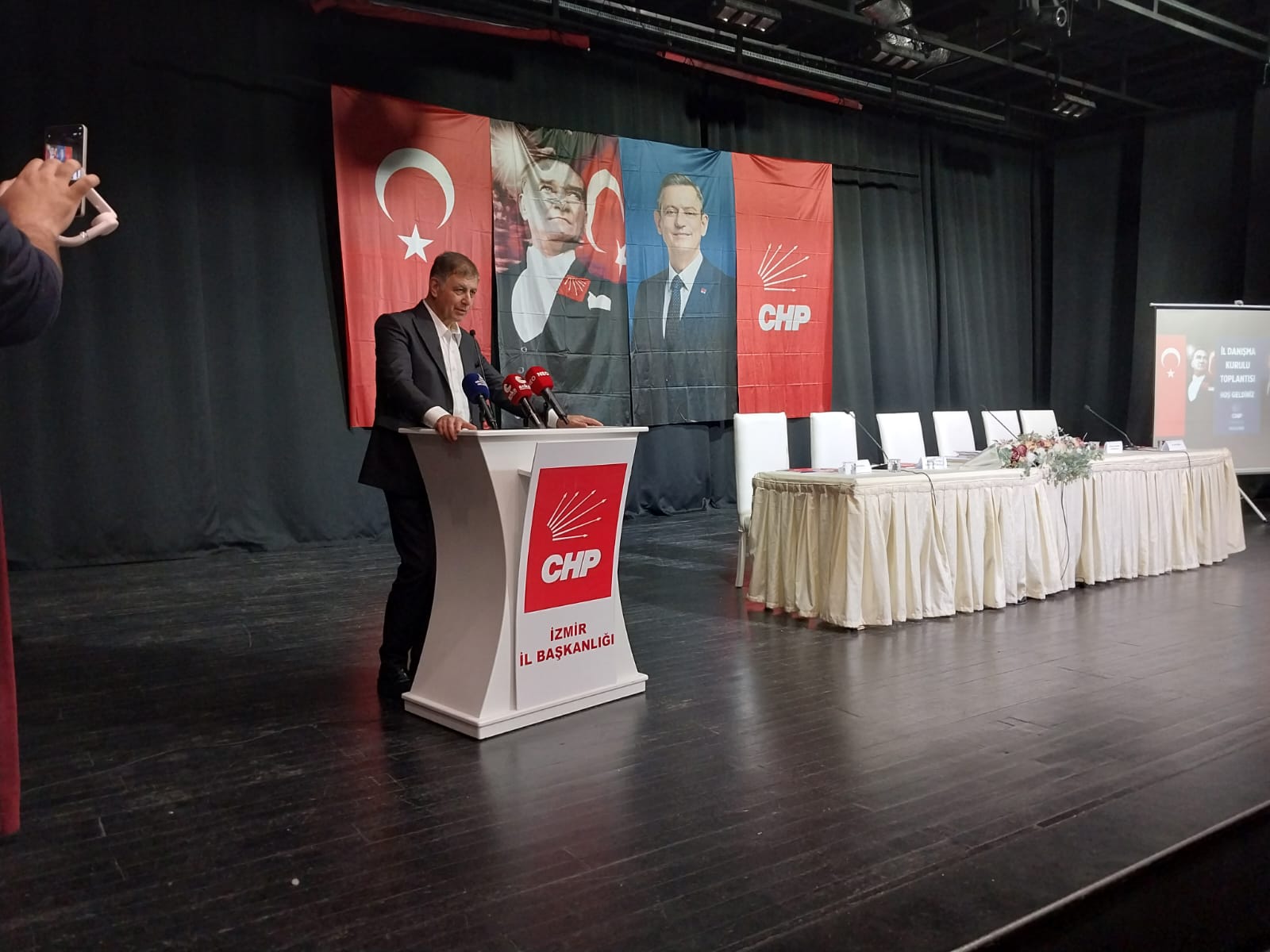 Tugay'dan iktidara: 'Kafayı mı yediniz siz ya!'