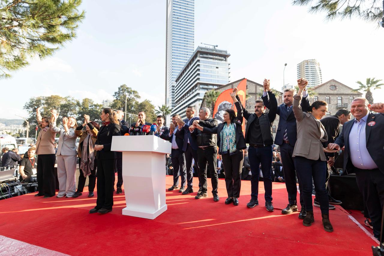 CHP İl Başkanı Güç mitingde konuştu: 'İzmir korkunun bittiği yerdir'