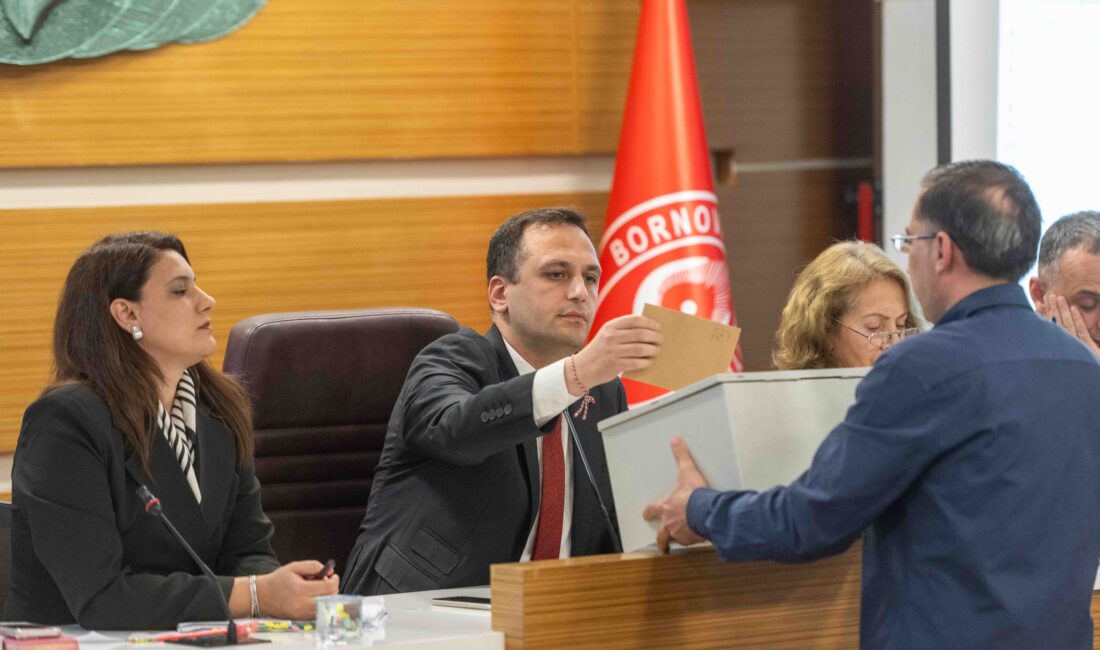 Başkan Ömer Eşki yönetimindeki Bornova’da yeni dönem "vicdan" ile başladı!