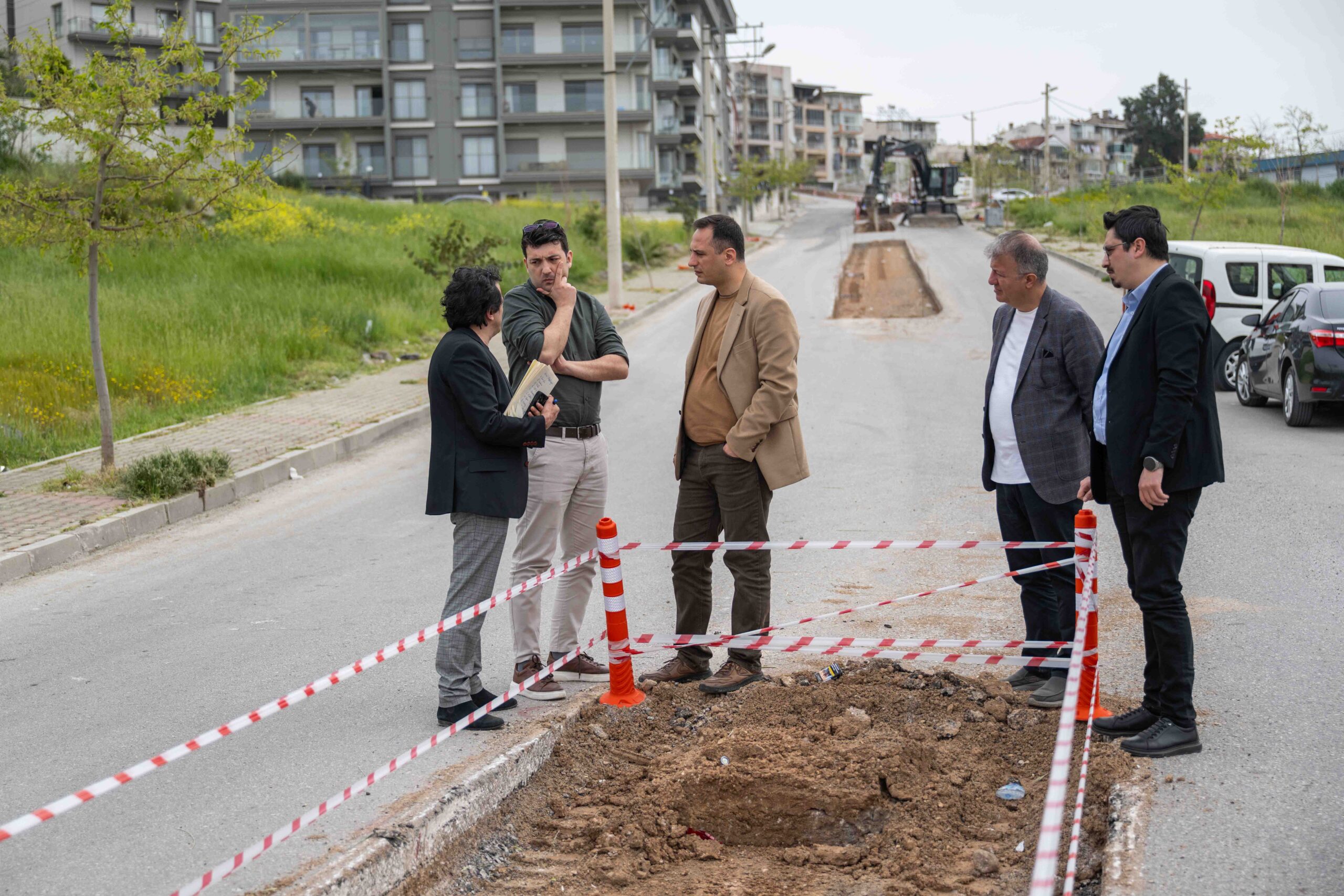 Bornova’da varyanta neşter: Düzensiz parka son, güvenli ulaşıma yeni adım
