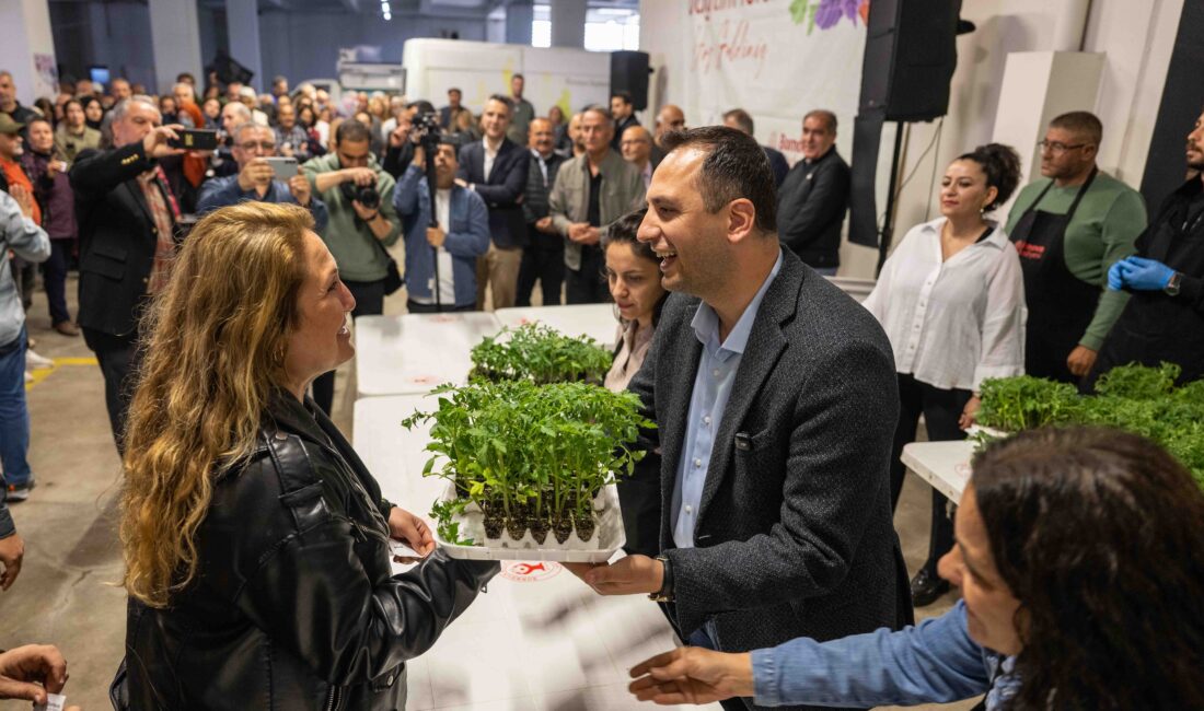 Bornova Belediyesi, Ekolojik Kent Yerel Tohum Merkezi’nde vatandaşlara 220 bin