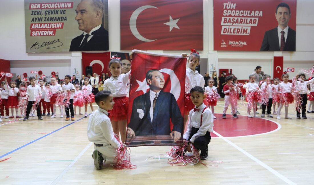 Yaşanan üzücü olaylar nedeniyle buruk bir bayram geçirdiklerini belirten Başkan