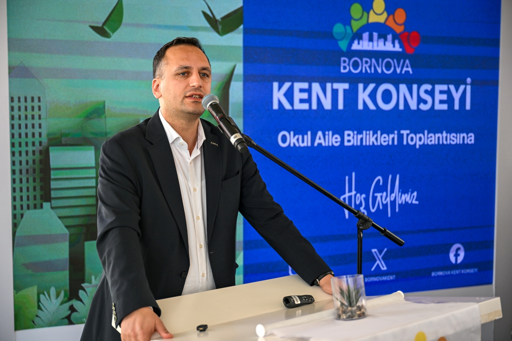 Bornova’da eğitimin geleceği için güç birliği: Okul aile birlikleri ve belediye el ele 2 Bornova’da eğitimin geleceği için güç birliği: Okul aile birlikleri ve belediye el ele