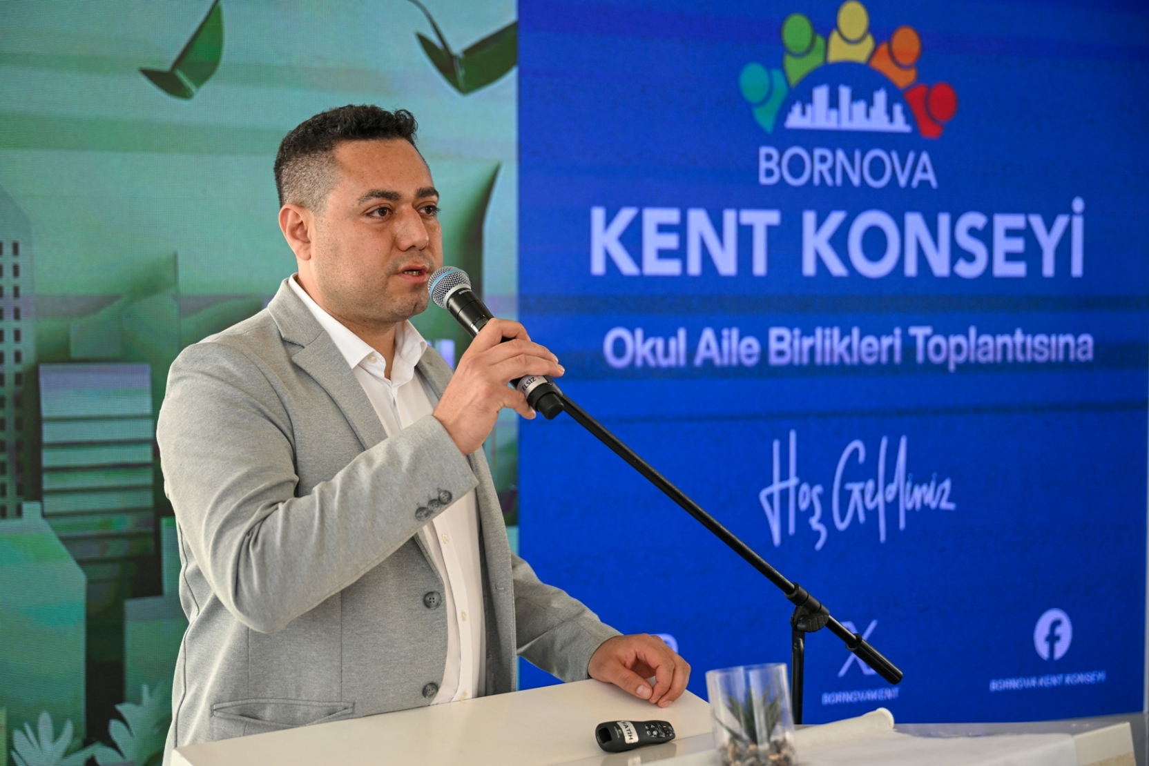 Bornova’da eğitimin geleceği için güç birliği: Okul aile birlikleri ve belediye el ele 5 Bornova’da eğitimin geleceği için güç birliği: Okul aile birlikleri ve belediye el ele