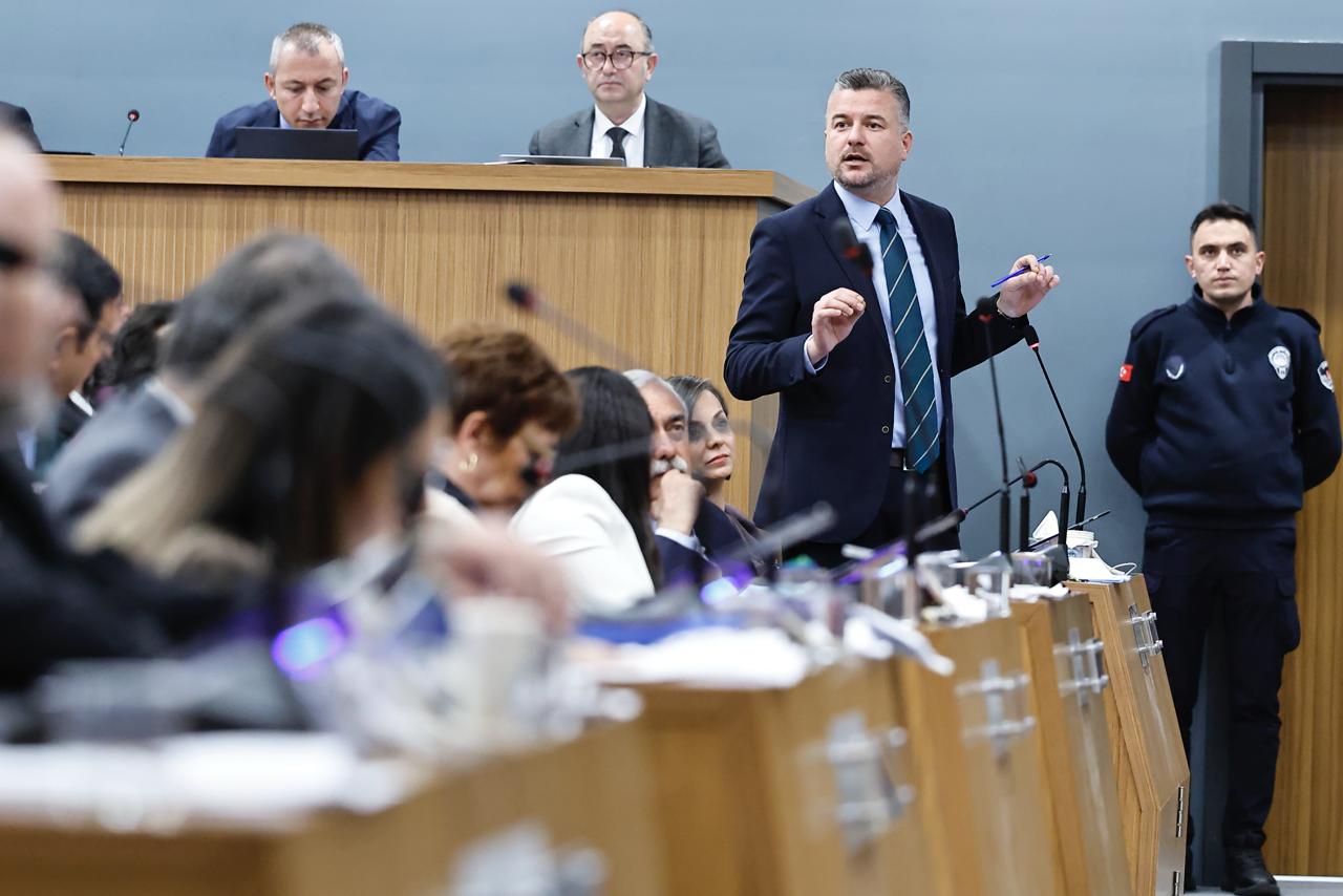 Buca’nın 50 yıllık kaderi değişiyor: 18 mahalle modern bir kimliğe kavuşuyor 2 Buca’nın 50 yıllık kaderi değişiyor: 18 mahalle modern bir kimliğe kavuşuyor