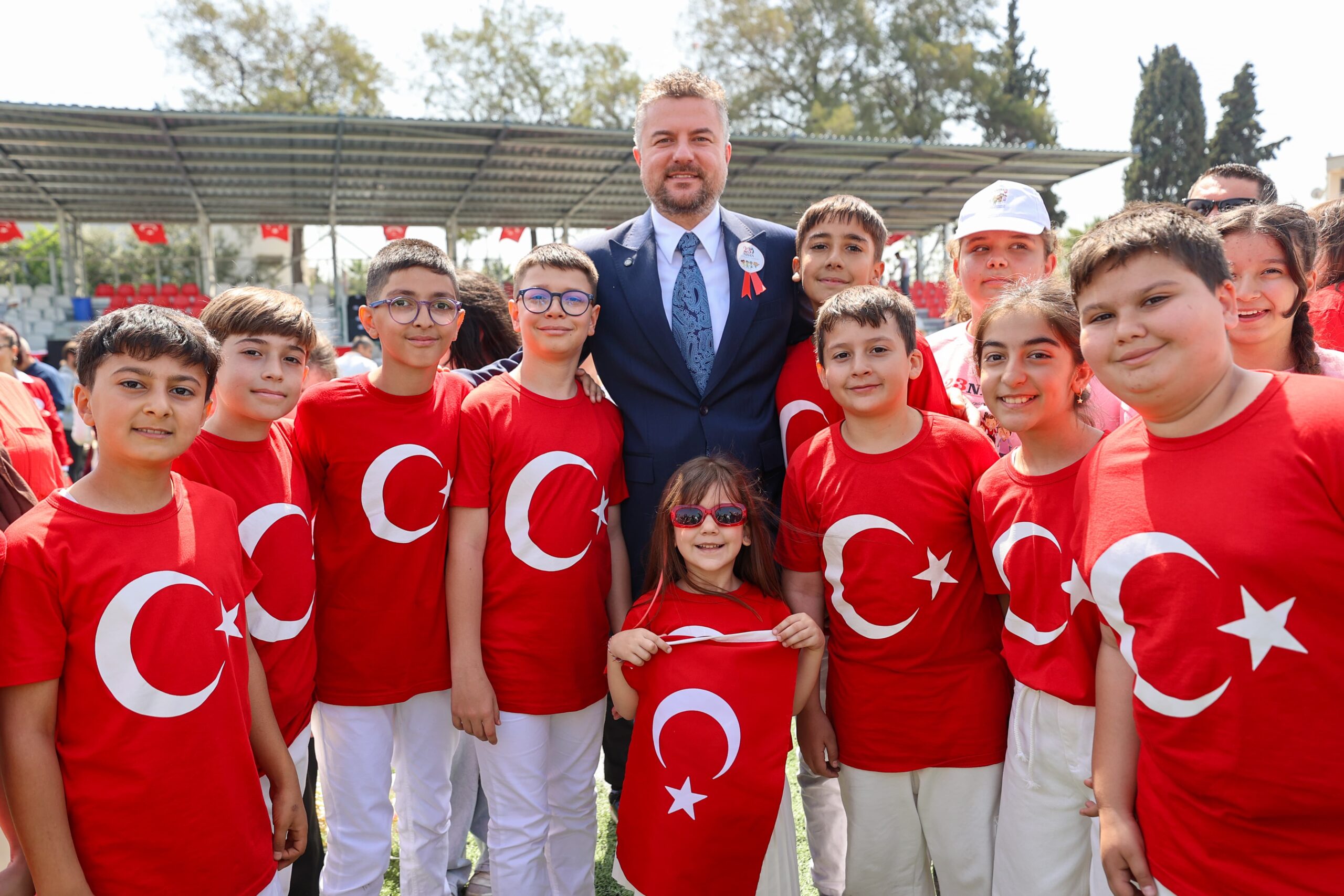 Buca’da 23 Nisan coşkusu: Başkan Görkem Duman çocukları meydanlara çağırdı!