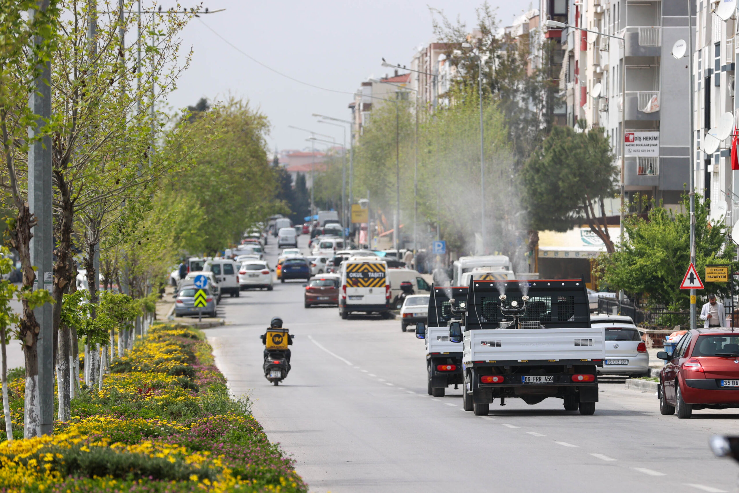Buca Belediyesi, halk sağlığını korumak ve vatandaşların yaz aylarını daha