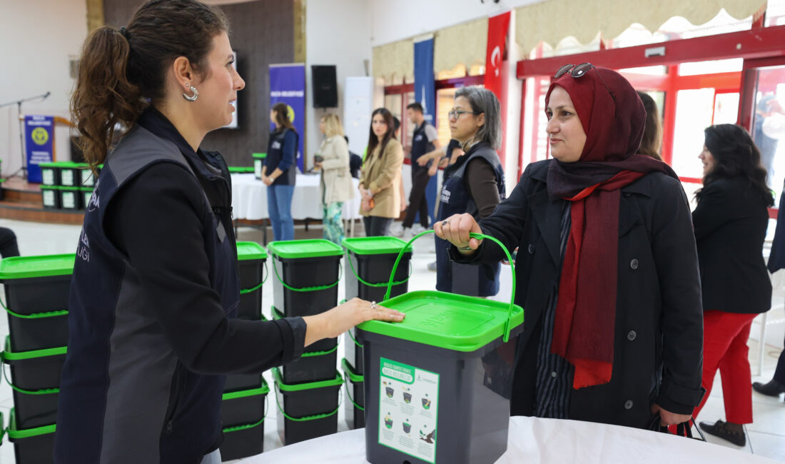 Şirinyer’de Bucalılar kompost eğitimine akın etti! Yumurta kabuğundan sebze sapına