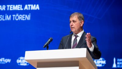 İzmir Büyükşehir Belediye Başkanı Dr. Cemil Tugay, CHP Genel Başkanı