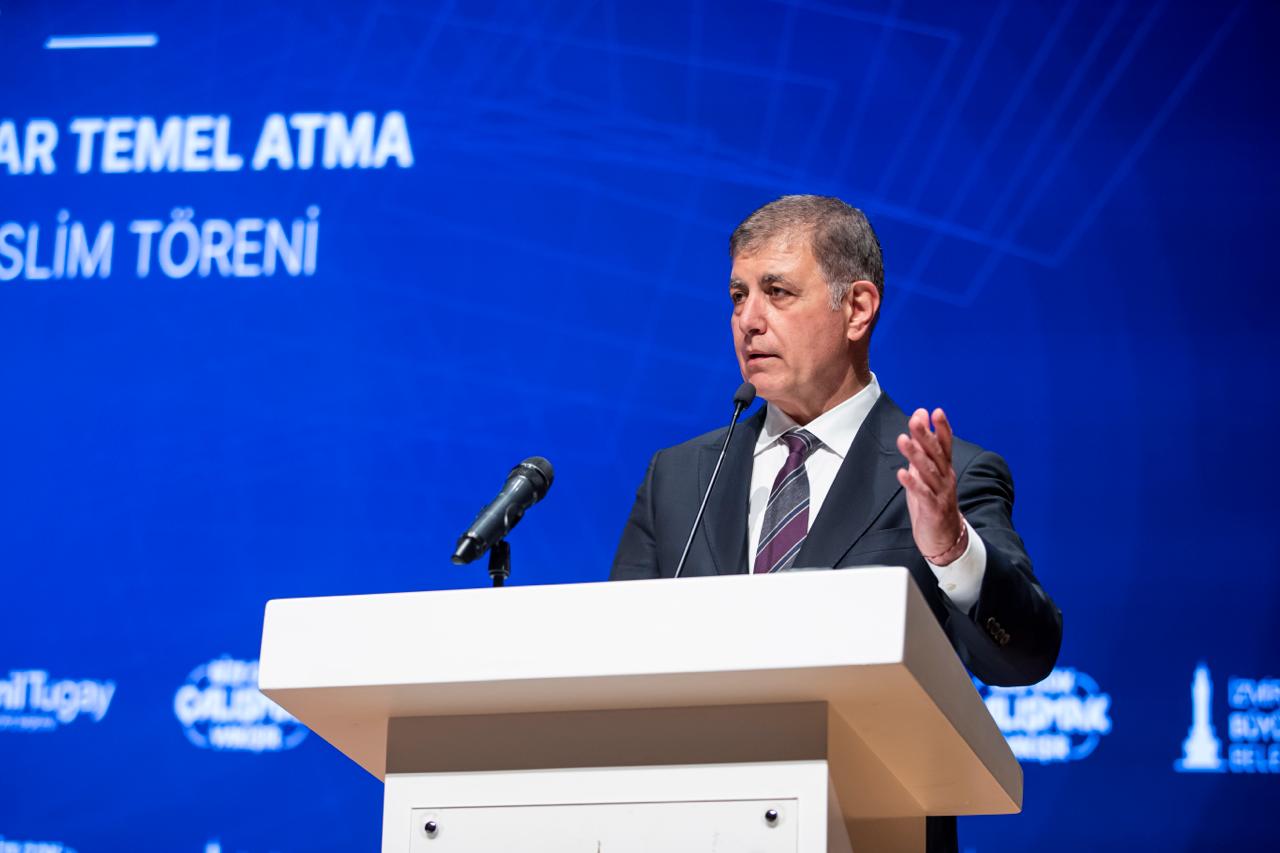 Özgür Özel ve Cemil Tugay’dan İzmir sözü: "Halkın kaderi bize emanet!"