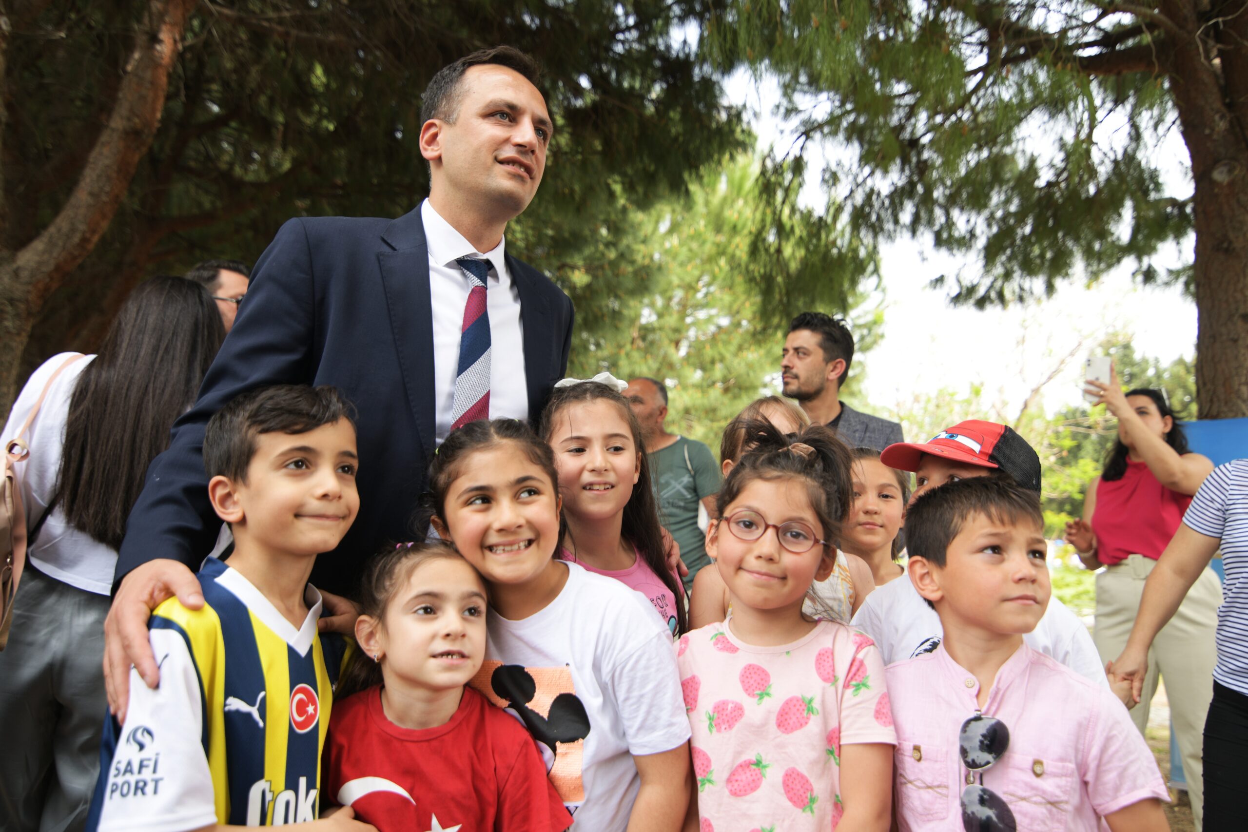 İzmirliler 23 Nisan’da Aşık Veysel’de buluşacak: Gökyüzü uçurtmalarla renklenecek!