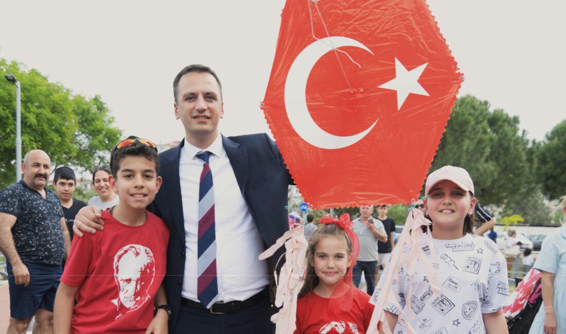 Bornova Belediyesi, 23 Nisan coşkusunu Geleneksel Uçurtma Şenliği ile zirveye