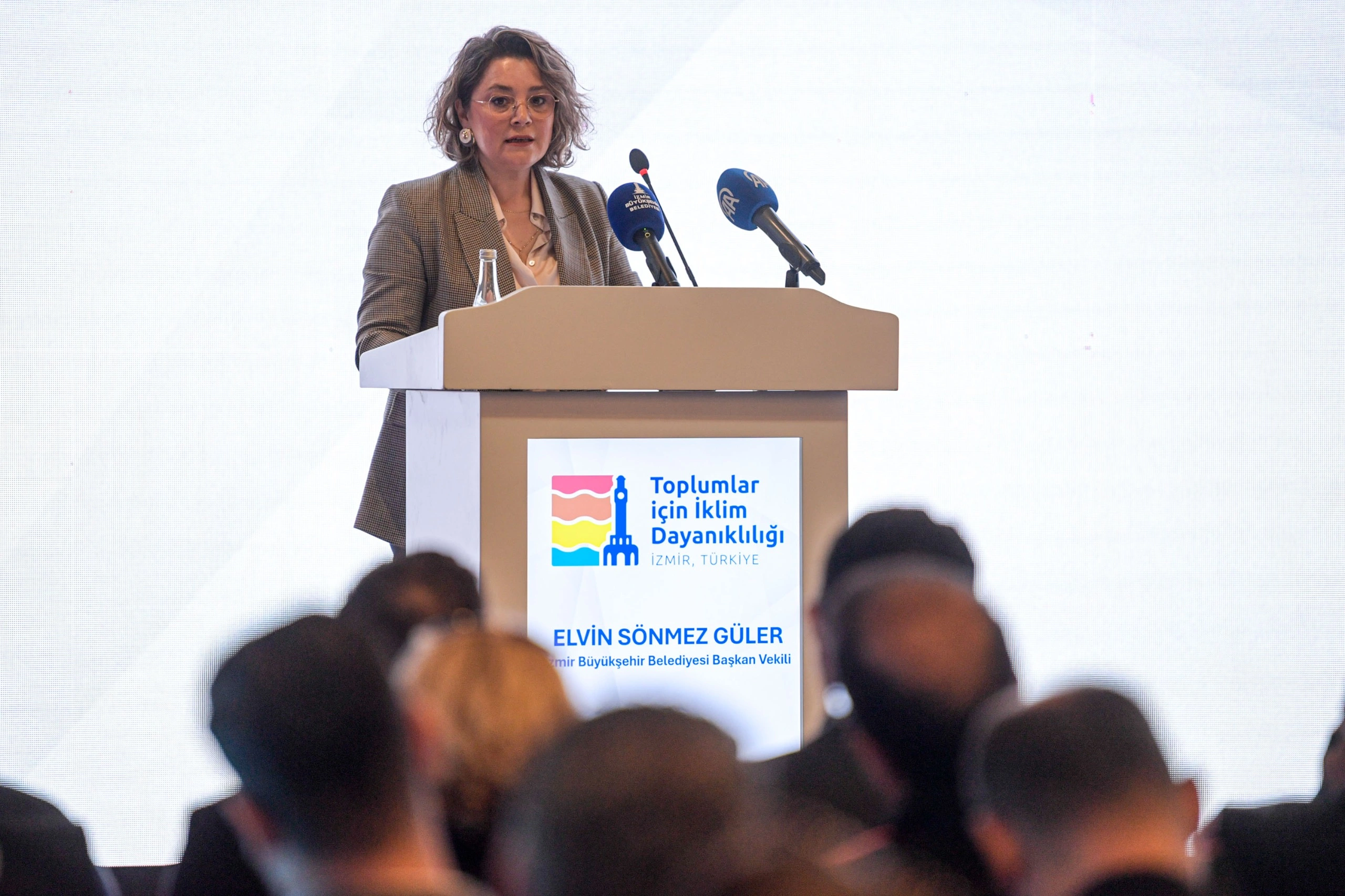 İzmir'de iklim direnci için tarihi adım: "Kentsel İklim Dirençliliği Programı" tanıtıldı