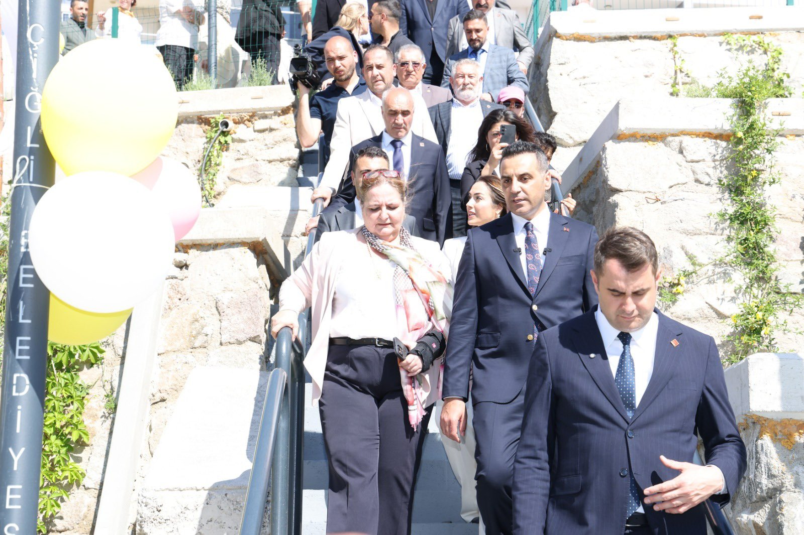 Çiğli'de Yılmaz Aksoy Parkı açıldı: CHP kurmaylarından mesaj yağmuru