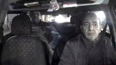 İzmir'de taksi şoförü Deniz Örer'i (52) tabancayla öldürüp aracını ve