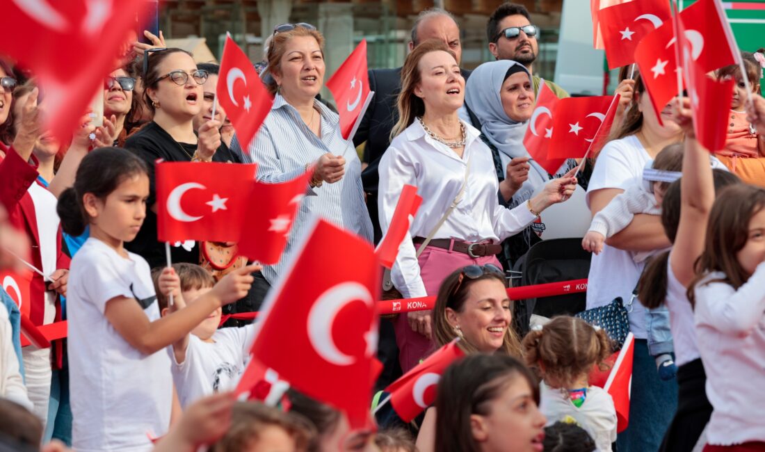 Konak’ta çocuklar, 25 Nisan Cumartesi günü, Konak Belediyesi’nin 23 Nisan