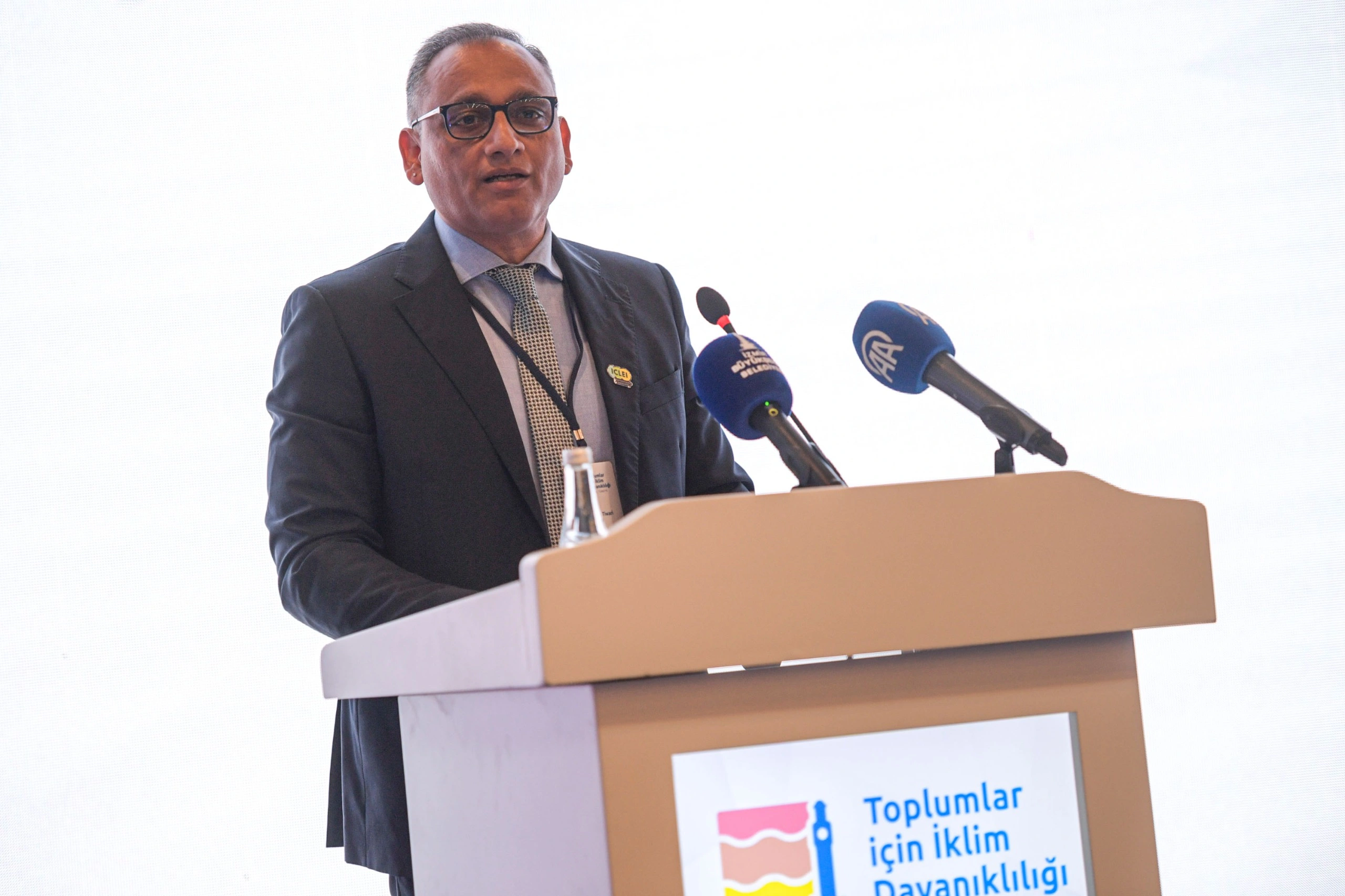 İzmir'de iklim direnci için tarihi adım: "Kentsel İklim Dirençliliği Programı" tanıtıldı