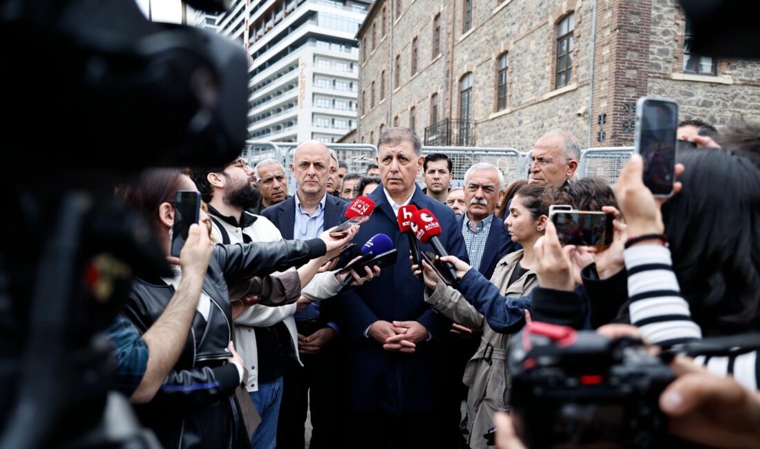 izmir Büyükşehir Belediye Başkanı Dr. Cemil Tugay, Bornova Belediye Başkanı