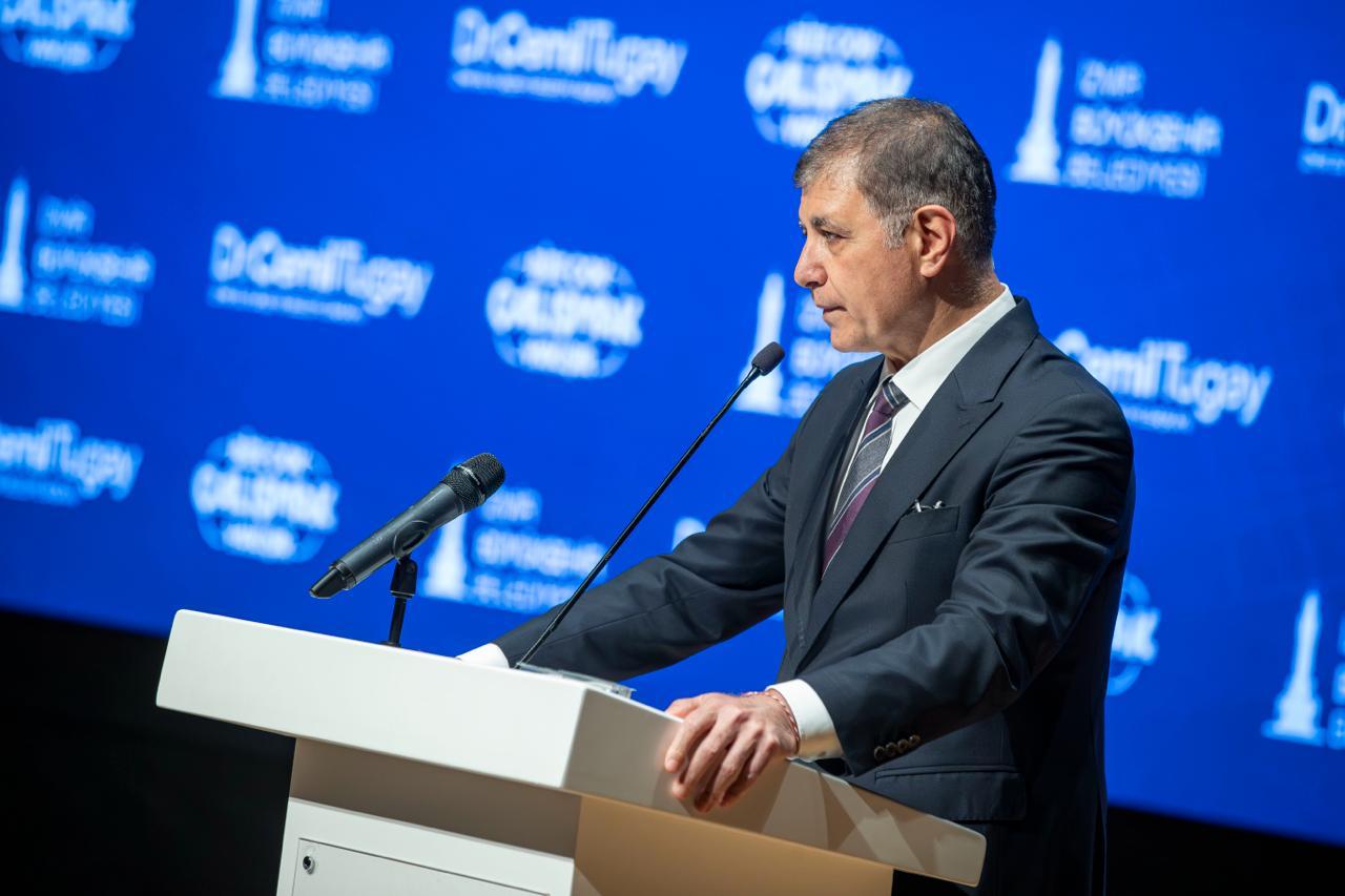 Özgür Özel ve Cemil Tugay’dan İzmir sözü: "Halkın kaderi bize emanet!"