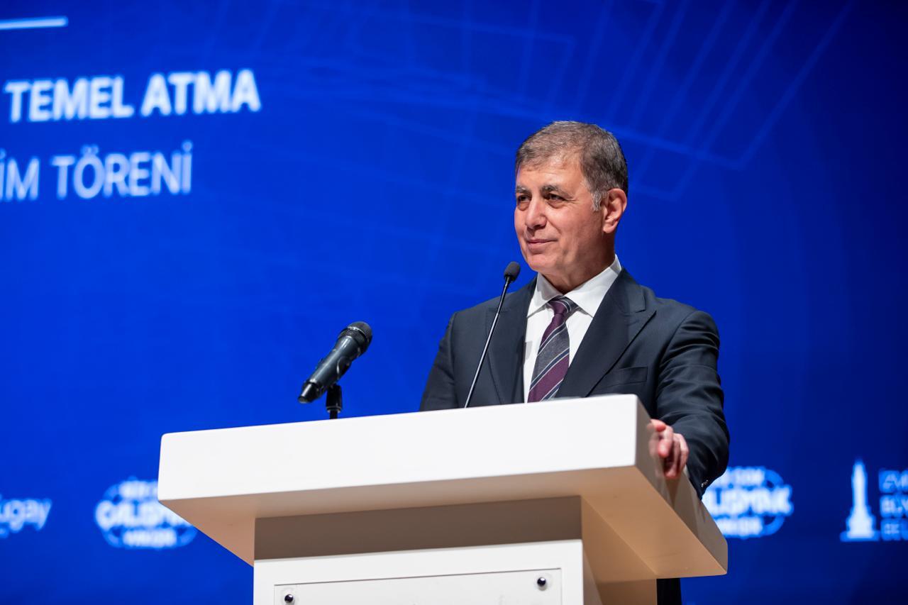 Özgür Özel ve Cemil Tugay’dan İzmir sözü: "Halkın kaderi bize emanet!"