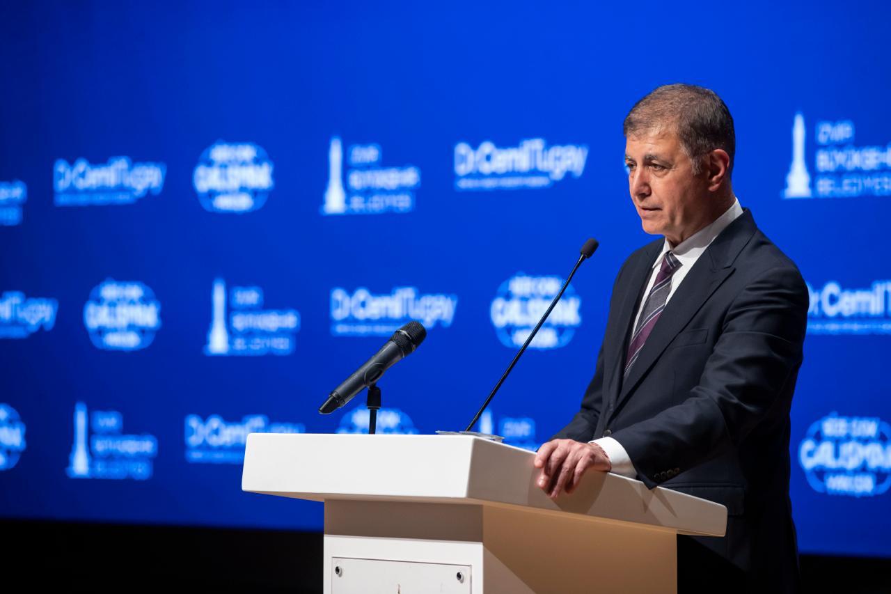 Özgür Özel ve Cemil Tugay’dan İzmir sözü: "Halkın kaderi bize emanet!"