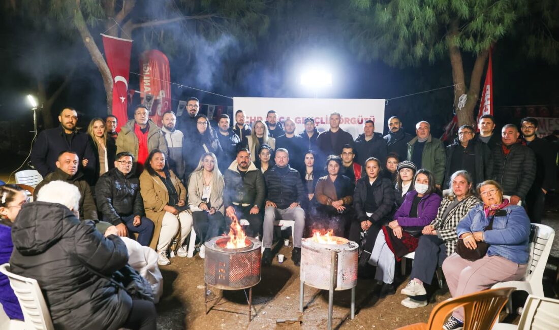 Meslek Fabrikası direnişinin 5.inci gününde nöbeti CHP Buca Örgütü ve