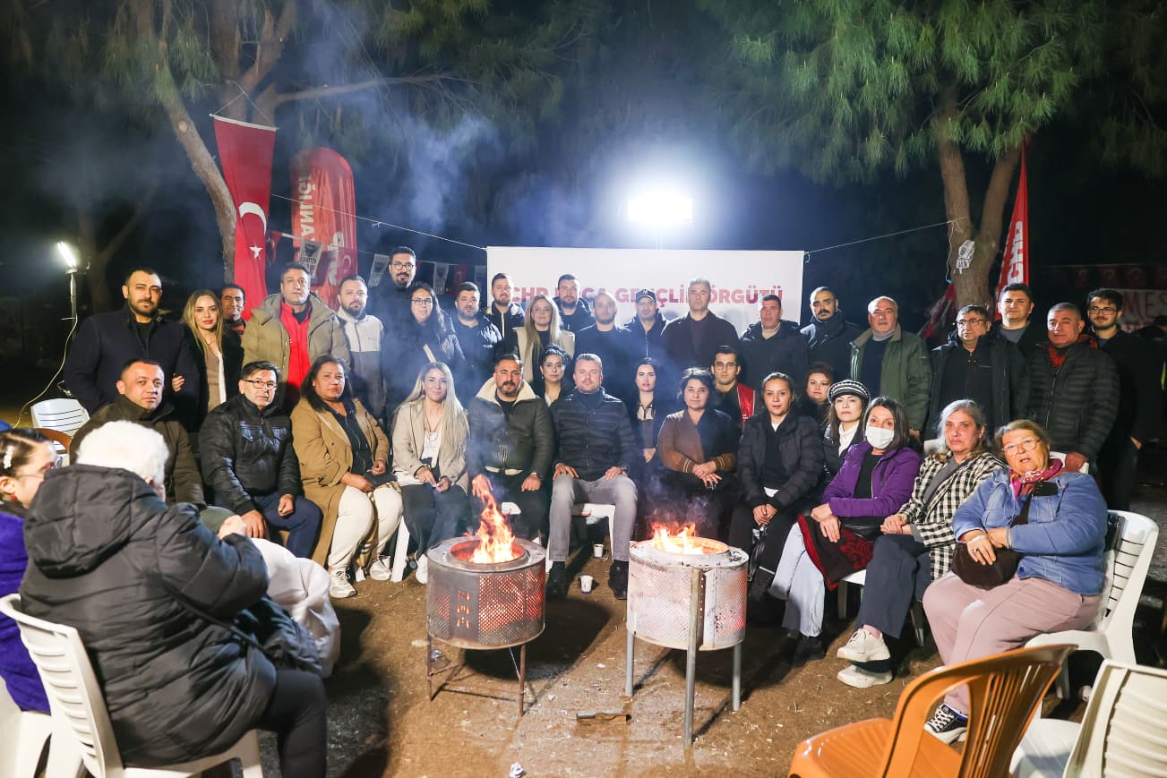 Buca Meslek Fabrikası için 5.'inci gün nöbetinde: 'İzmirlilerin hakkını kimseye yedirmeyiz'