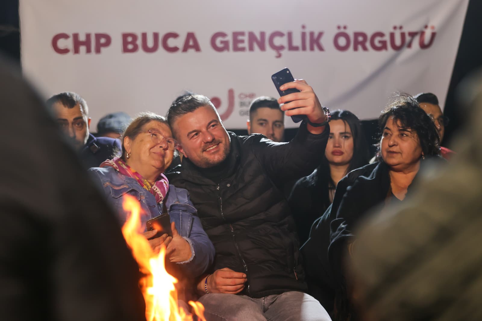 Buca Meslek Fabrikası için 5.'inci gün nöbetinde: 'İzmirlilerin hakkını kimseye yedirmeyiz'