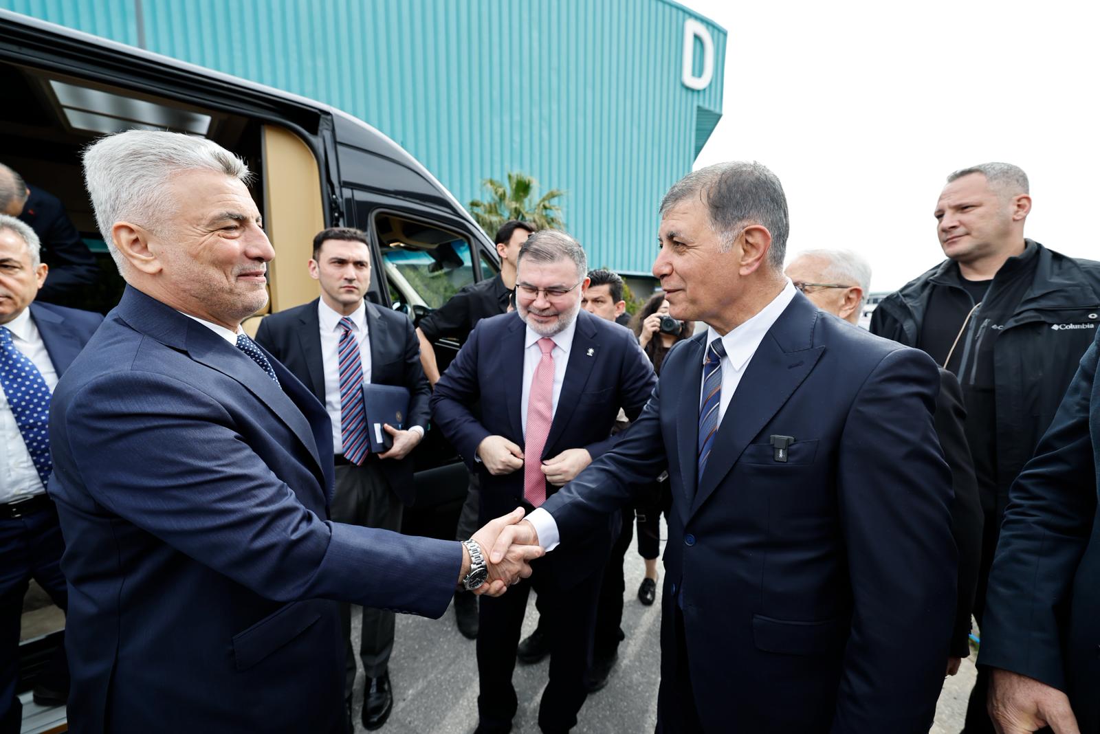 Marble İzmir kapılarını açtı: 100 ülkeden 70 bin profesyonel buluştu! 7 Marble İzmir kapılarını açtı: 100 ülkeden 70 bin profesyonel buluştu!