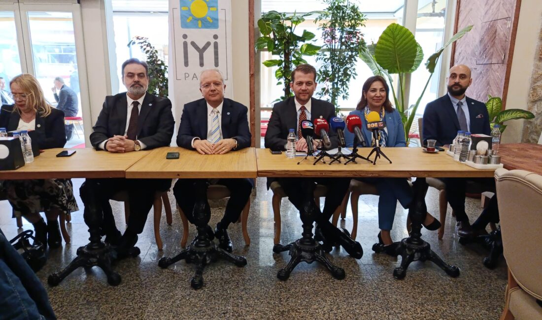 İzmir gündemini değerlendiren Osman Ertürk Özel, İYİ Parti’den istifa edip