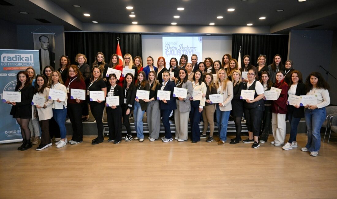 Bornova Belediyesi’nin düzenlediği çalıştayda; bağımlılıkla mücadeleden STEM uygulamalarına kadar geniş