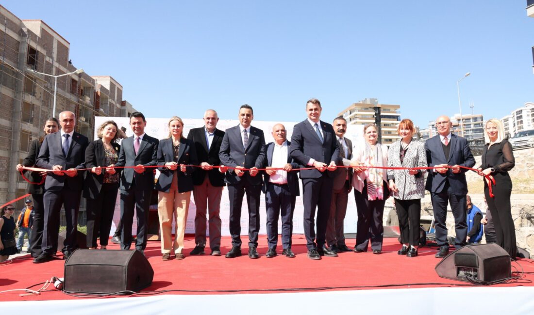 Çiğli Belediyesi tarafından Atatürk Mahallesi’nde yapımı tamamlanan Yılmaz Aksoy Parkı,