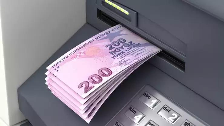 Ramazan Bayramı tatili boyunca ATM’lerde yaşanan nakit sıkıntısı ve limit