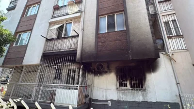 Aydın’ın Efeler ilçesinde, 5 katlı bir apartmanın birinci katında meydana