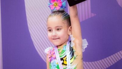 Yuvamız İzmir merkezleri, oyunla eğitimi birleştiriyor, minik yetenekleri geleceğe hazırlıyor.