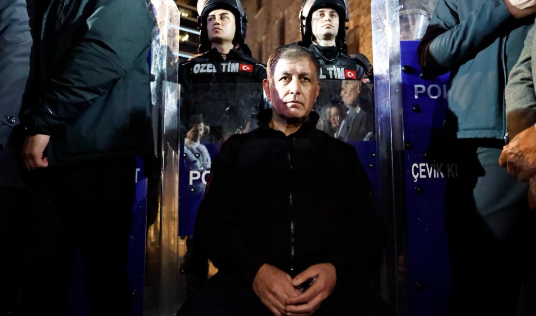 İzmir Büyükşehir Belediye Başkanı Dr. Cemil Tugay, Vakıflar Genel Müdürlüğü'ne