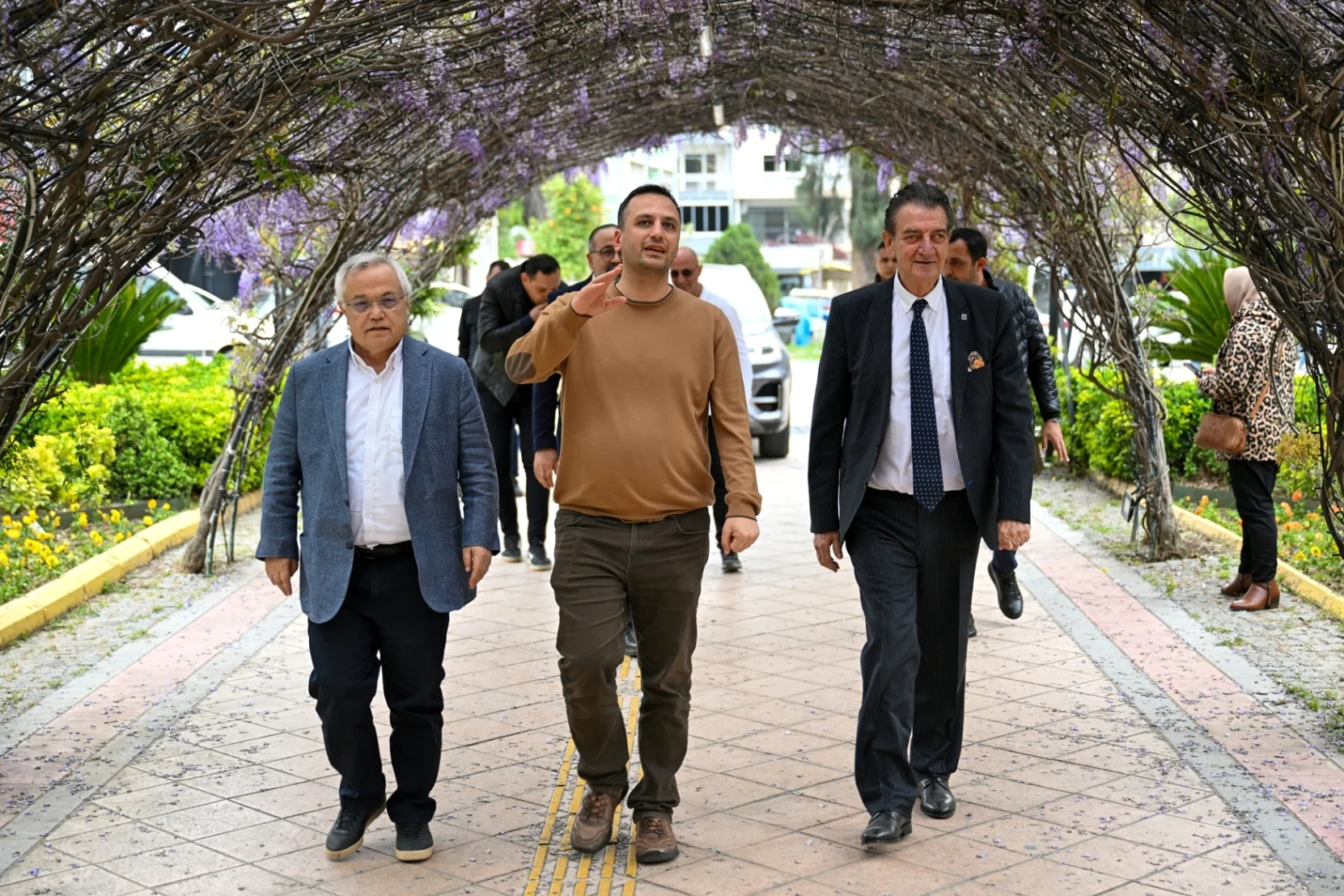 Bornova’da ADD’den güçlü mesaj: “Cumhuriyet değerleri ortak paydamızdır” 2 Bornova’da ADD’den güçlü mesaj: “Cumhuriyet değerleri ortak paydamızdır”