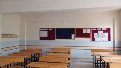 Siverek’te bir liseye düzenlenen silahlı saldırı, eğitim camiasını ayağa kaldırdı.