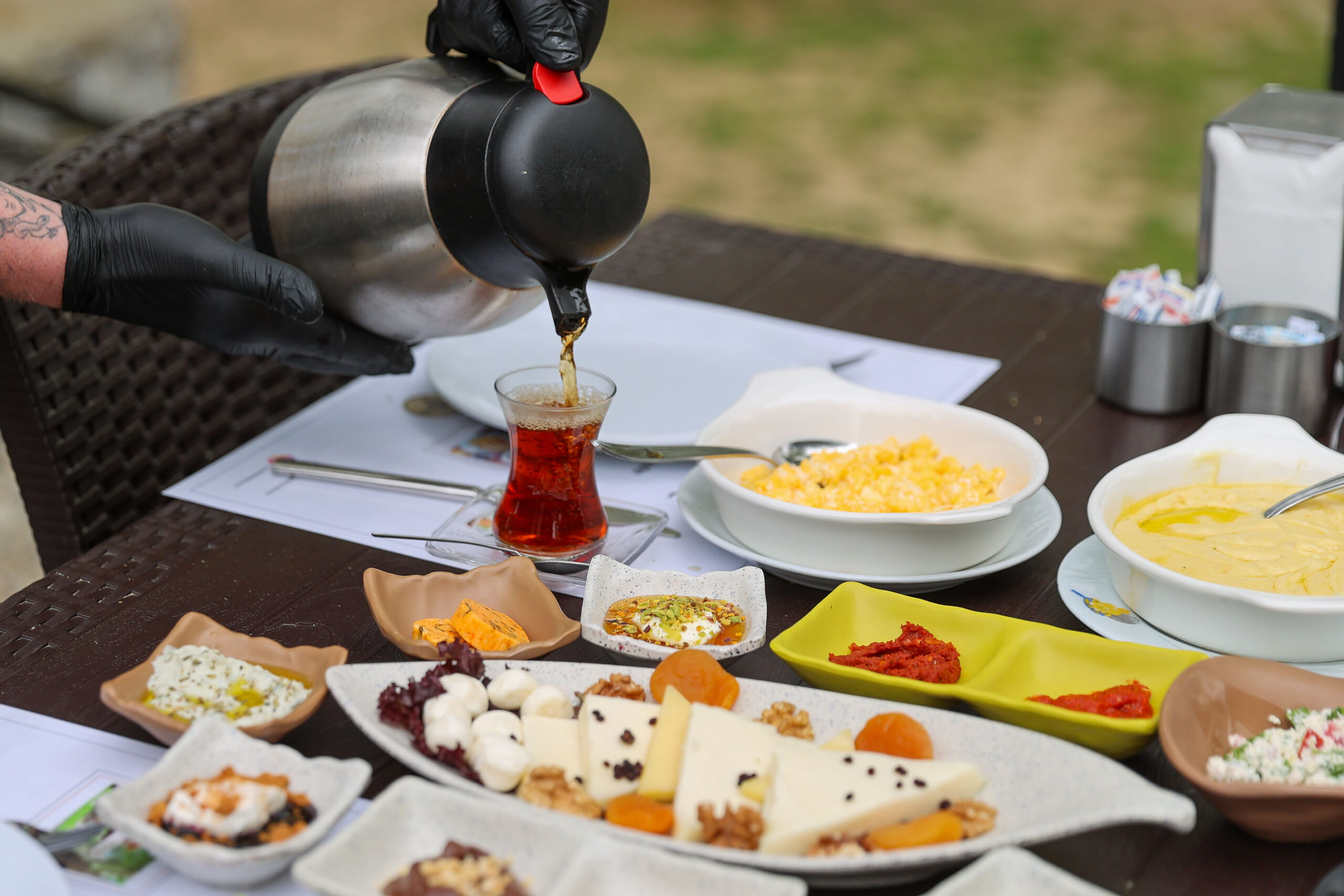 Buca’nın nefes alan yüzü: Dere Kafe hem kaliteli hem uygun