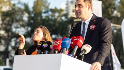 CHP İl Başkanı Çağatay Güç, binlerin önünde iktidara meydan okudu: