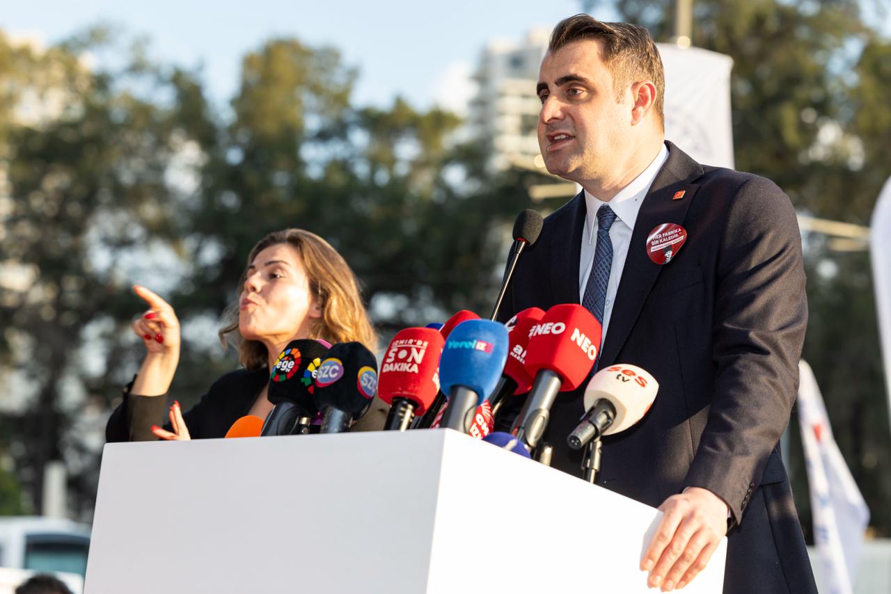 CHP İl Başkanı Güç mitingde konuştu: 'İzmir korkunun bittiği yerdir'