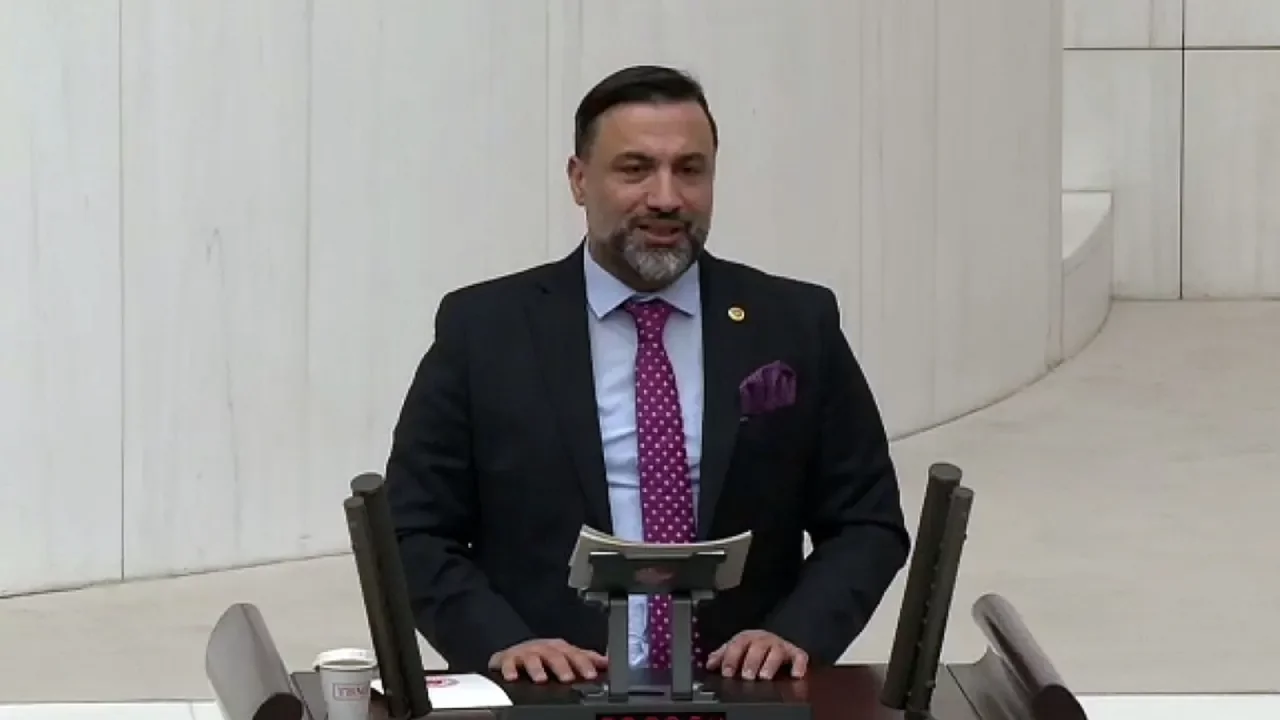 Siyasetin 'Roman' sınavı: 'Eylem planları sahaya indi mi?'