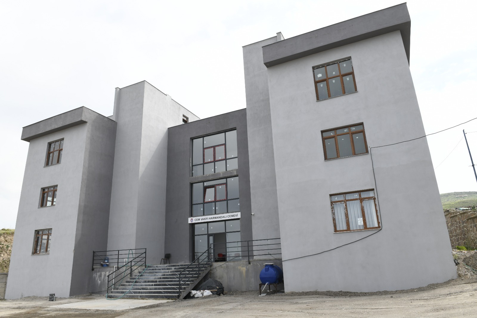 Çiğli’de eşit hizmet seferberliği: Harmandalı Cemevi kapılarını açıyor