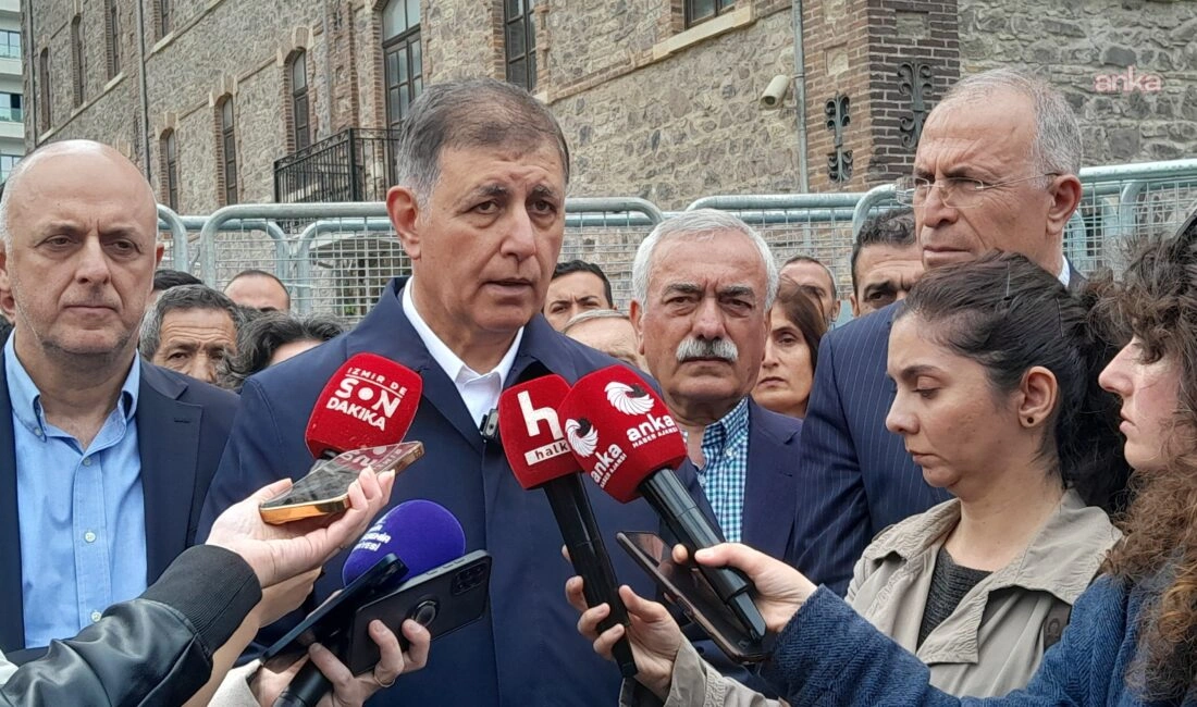 Meslek Fabrikası önündeki "Adalet Nöbeti" dördüncü gününde sürerken, kriz dijital