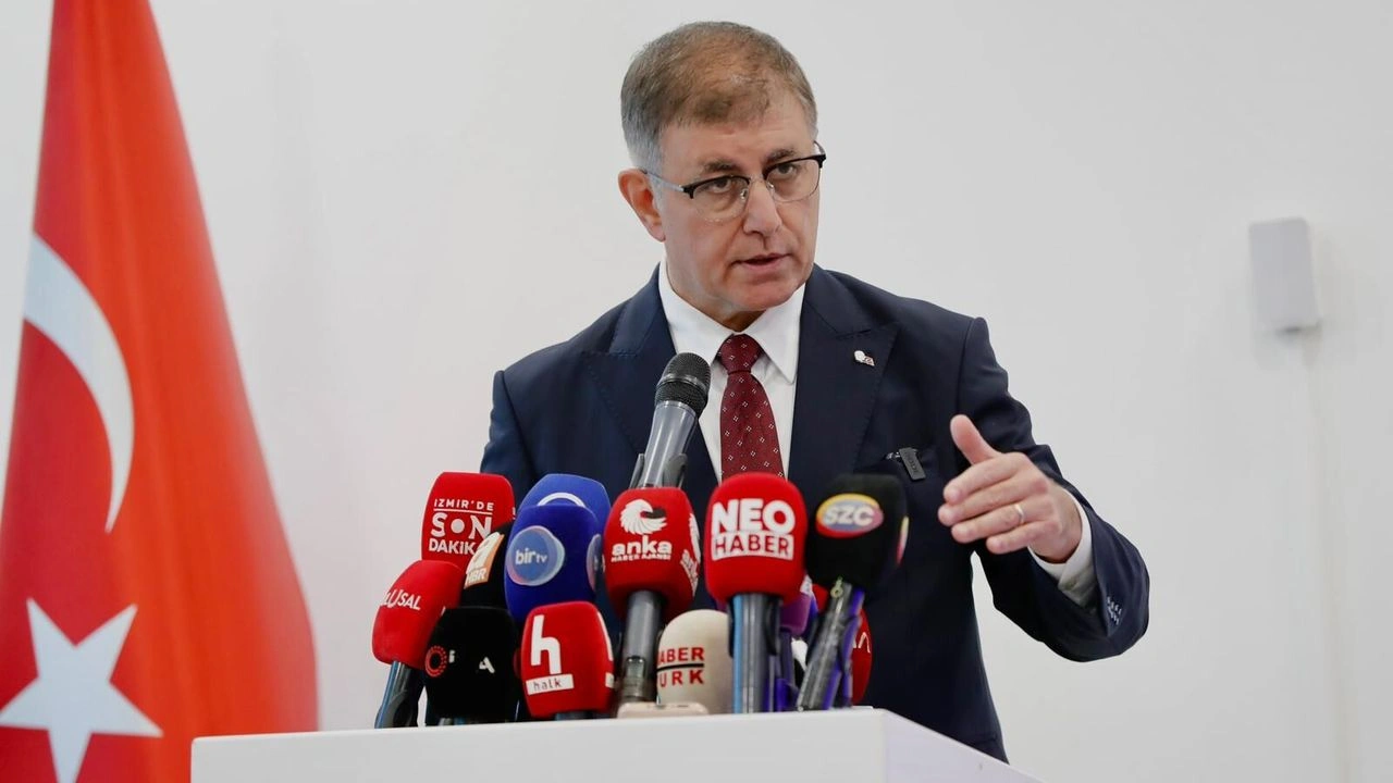 Ankara zirvesi sonrası Başkan Tugay'dan 'Operasyon' çıkışı: "Ana mücadelemiz siyasi olacak!"