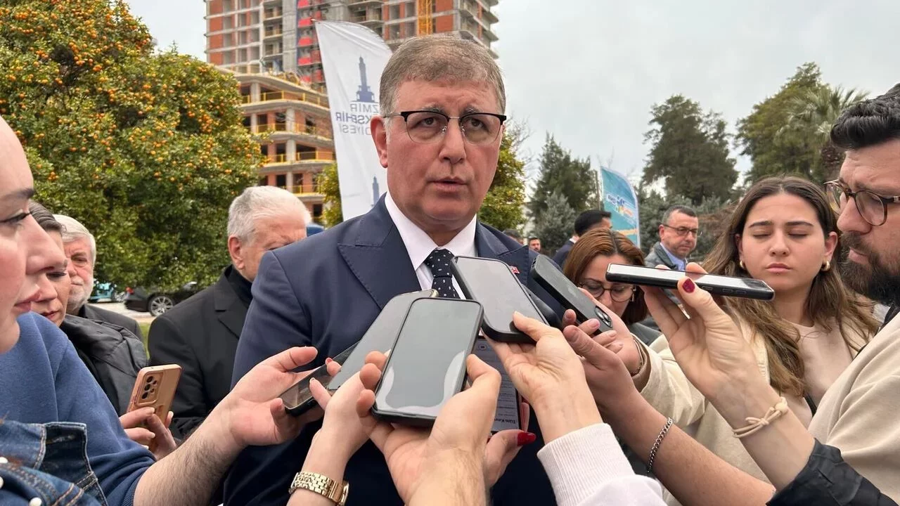 Tugay'dan 'telefonla ulaşamıyoruz' eleştirisine yanıt: 'Yoğun gündemde bakamayabiliyorum; lütfen mesaj atın'