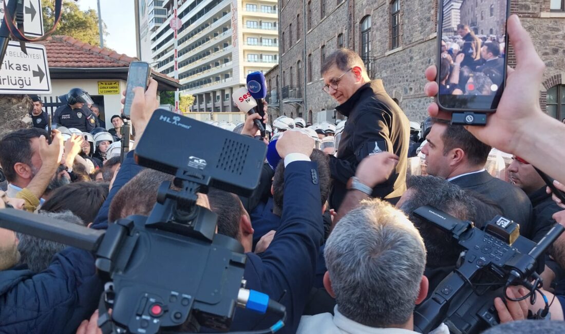 İzmir Büyükşehir Belediye Başkanı Dr. Cemil Tugay, tarihi Meslek Fabrikası